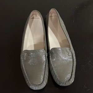 Gucci driving flat size 40.   Very good condition.